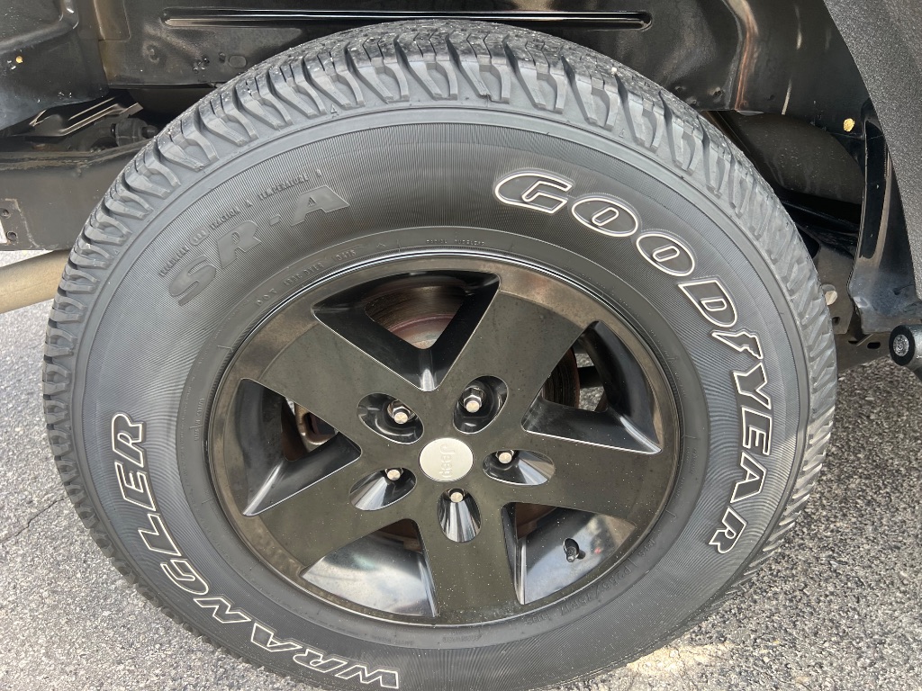 2015 Jeep Wrangler - $18,698