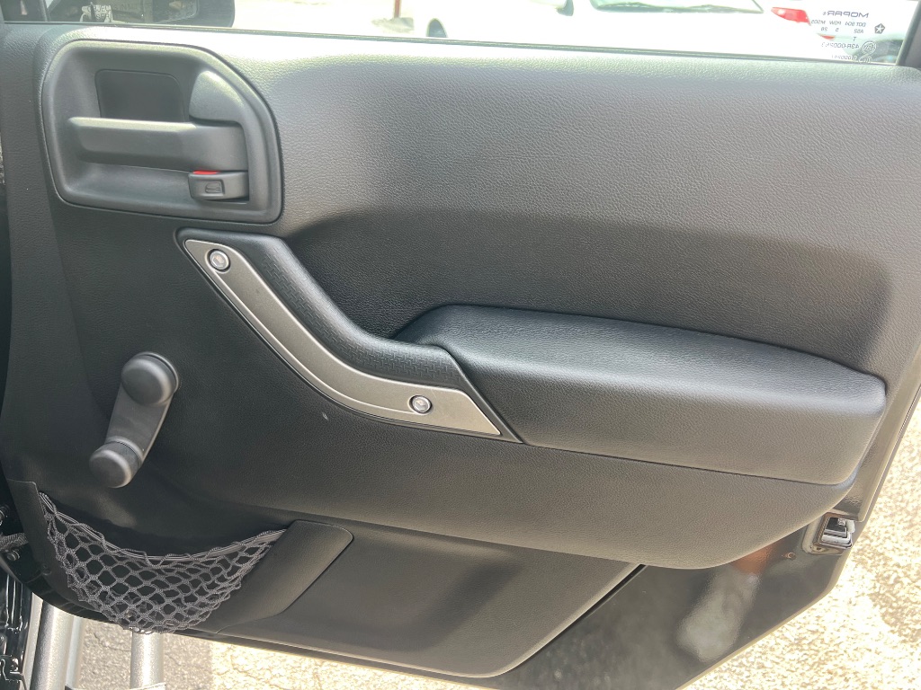2015 Jeep Wrangler - $18,698