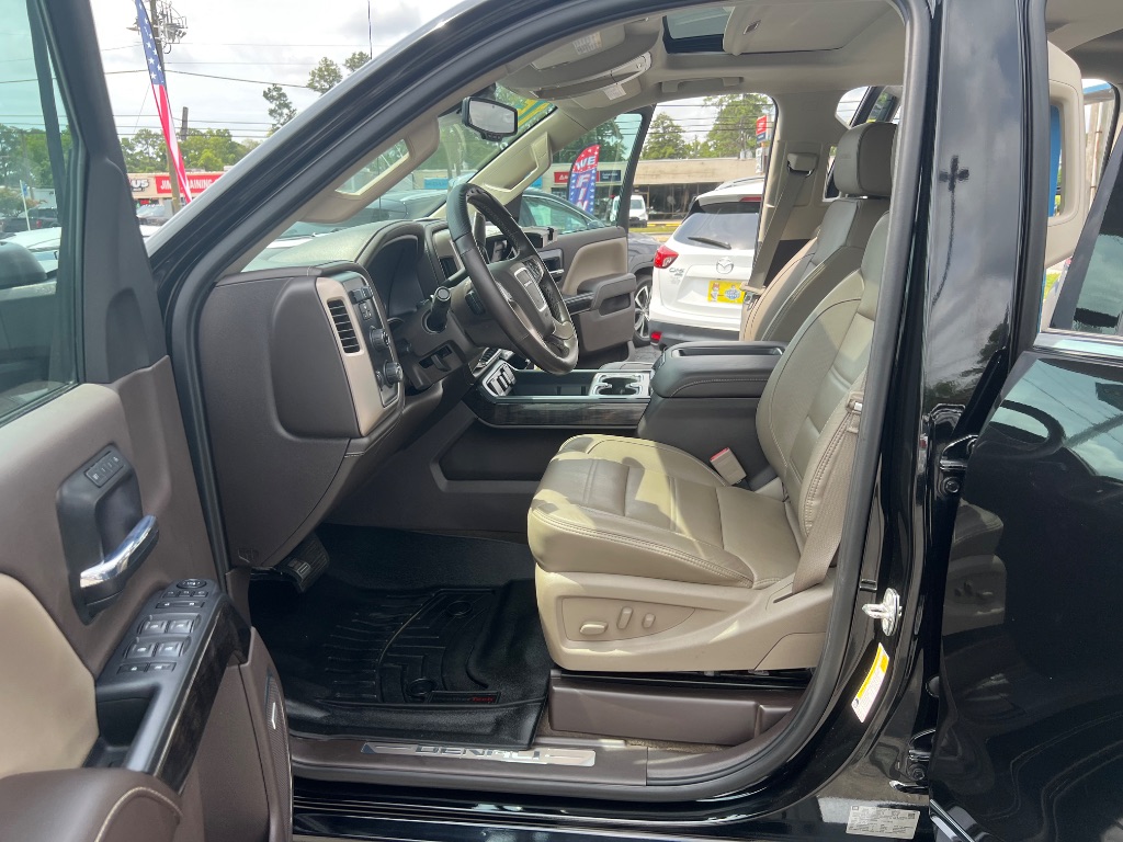2015 GMC Sierra 2500 - $39,993