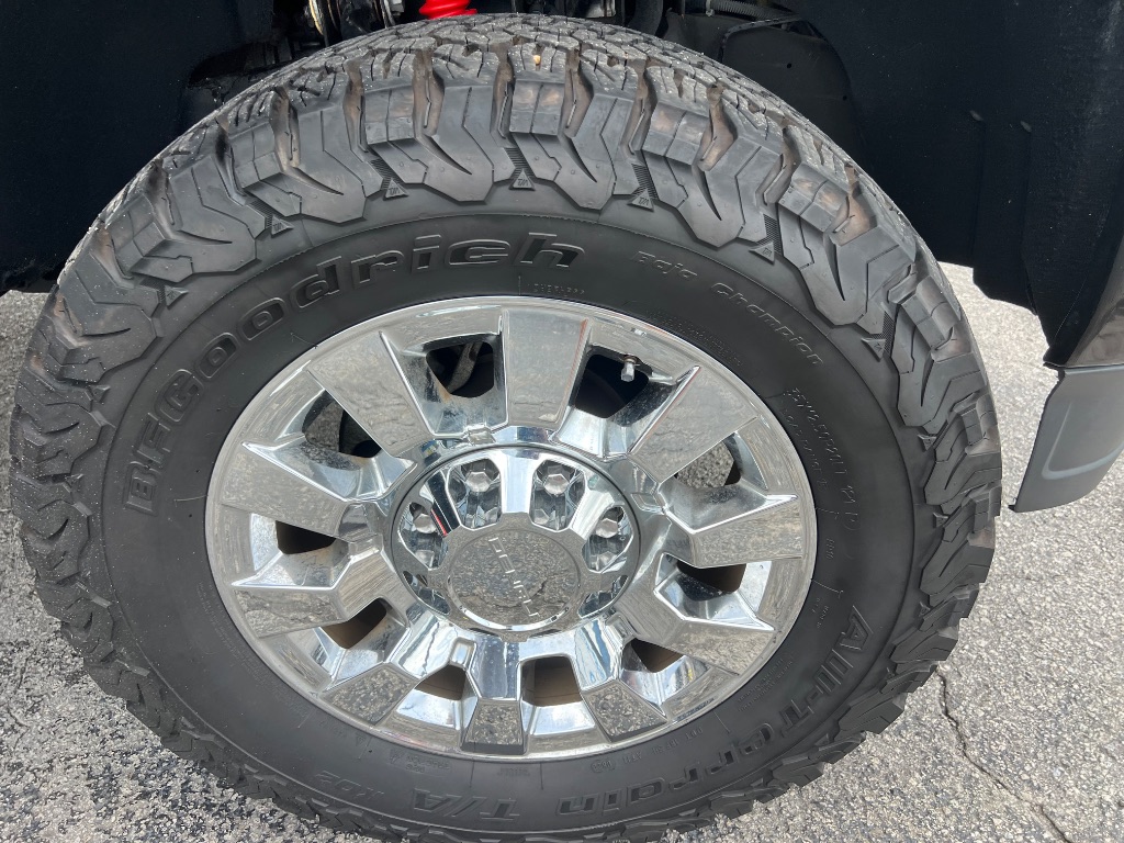 2015 GMC Sierra 2500 - $39,993