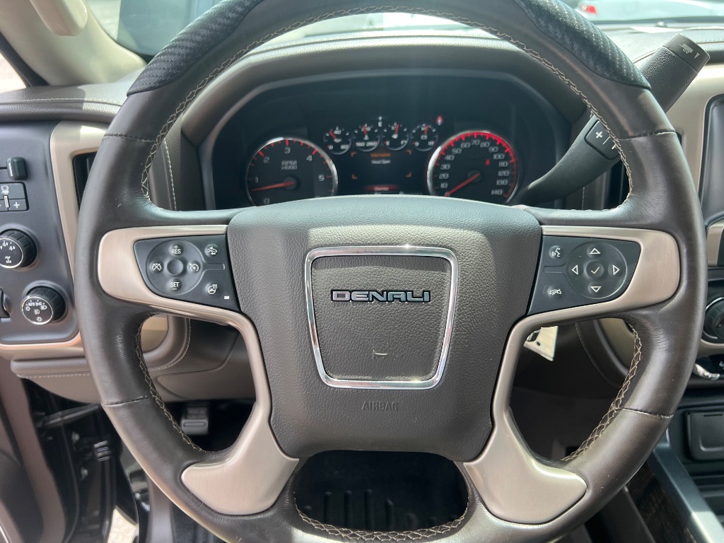 2015 GMC Sierra 2500 - $39,993