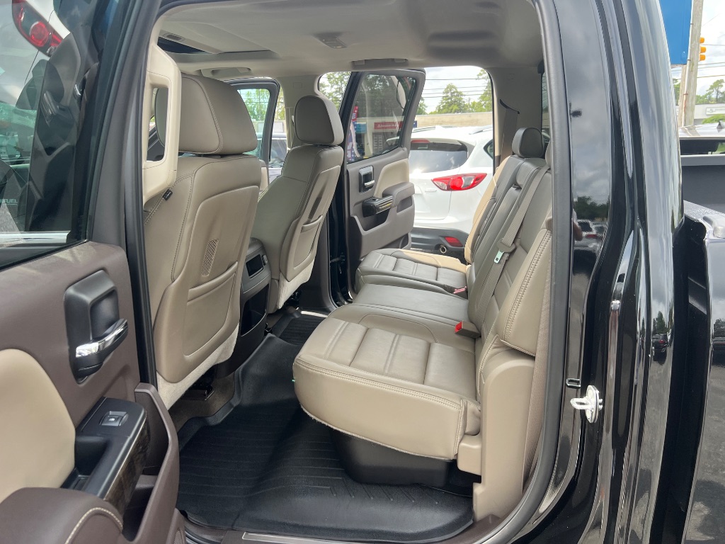 2015 GMC Sierra 2500 - $39,993