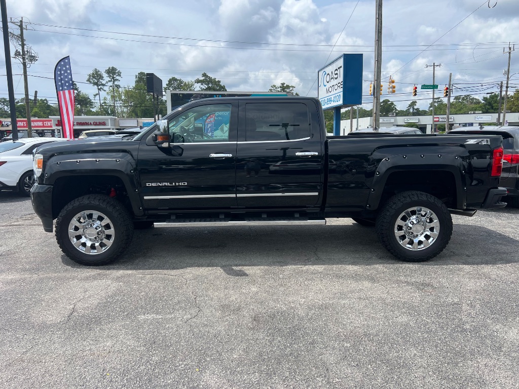 2015 GMC Sierra 2500 - $39,993