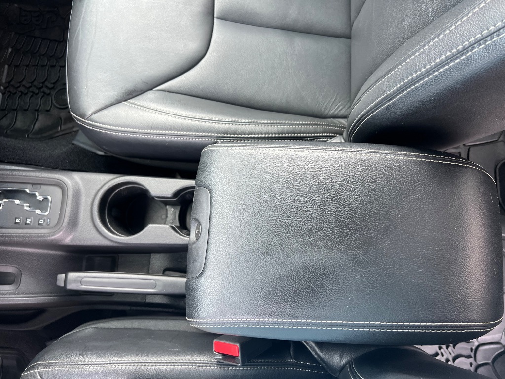 2015 Jeep Wrangler - $24,942