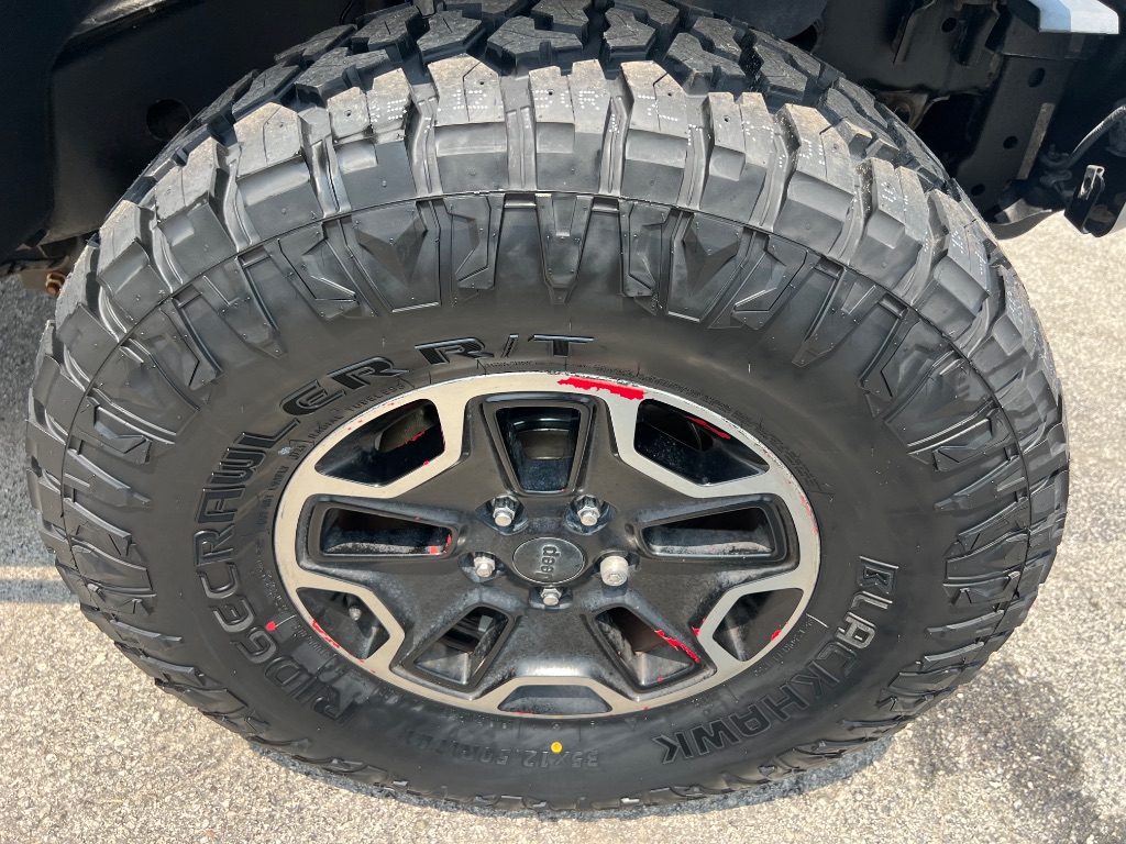2015 Jeep Wrangler - $24,942