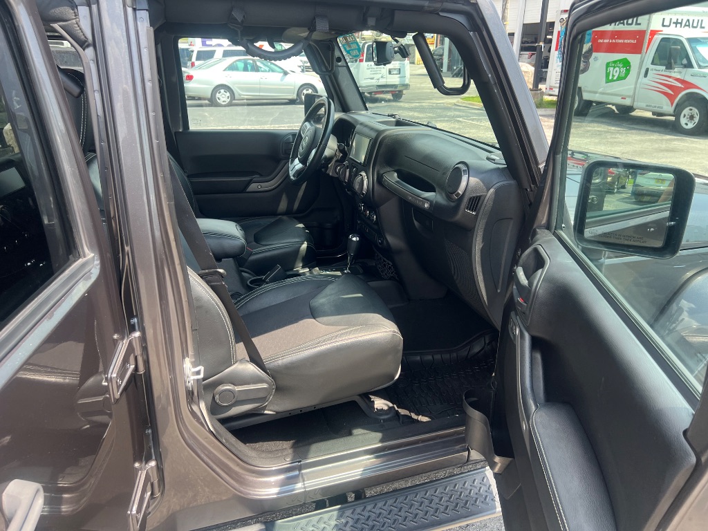 2015 Jeep Wrangler - $22,991