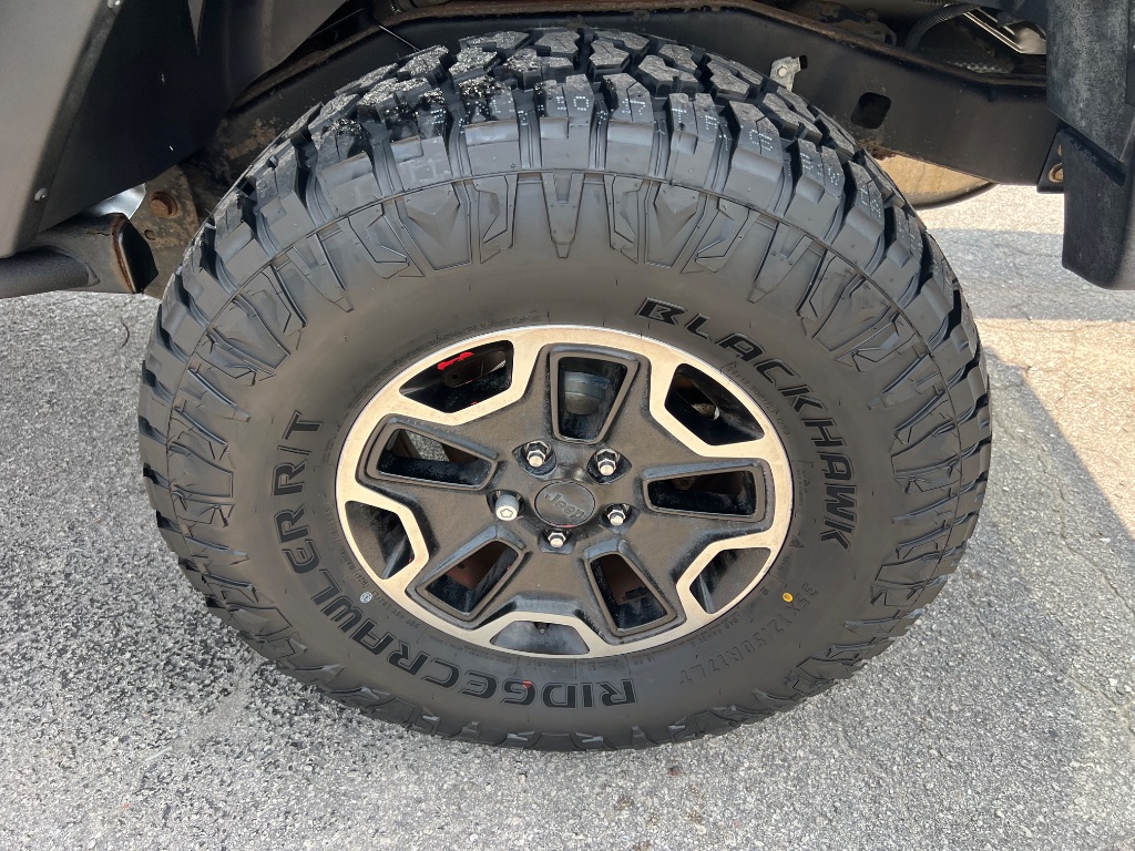 2015 Jeep Wrangler - $24,942