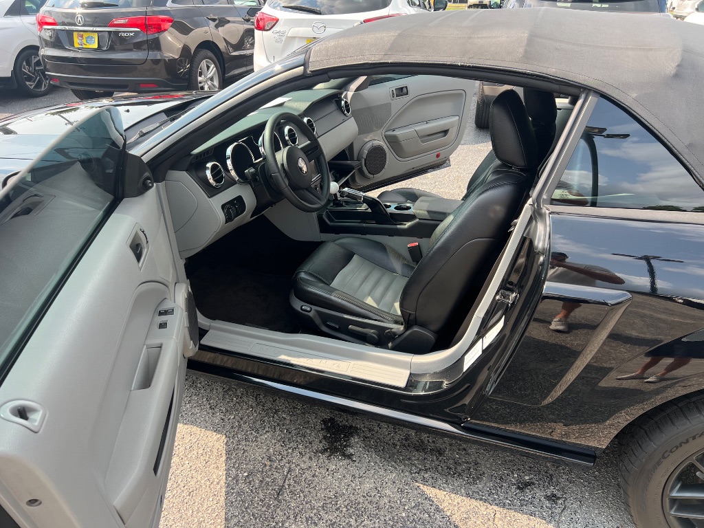 2007 Ford Mustang - $19,991