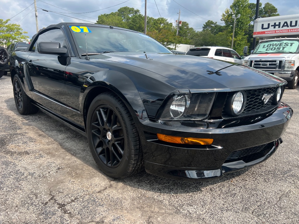 2007 Ford Mustang - $19,991