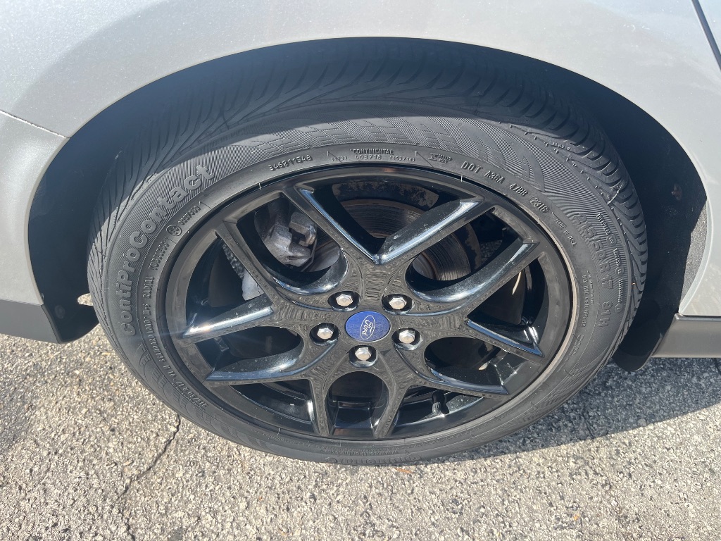 2016 Ford Focus - $17,017