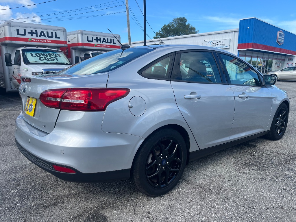 2016 Ford Focus - $17,017