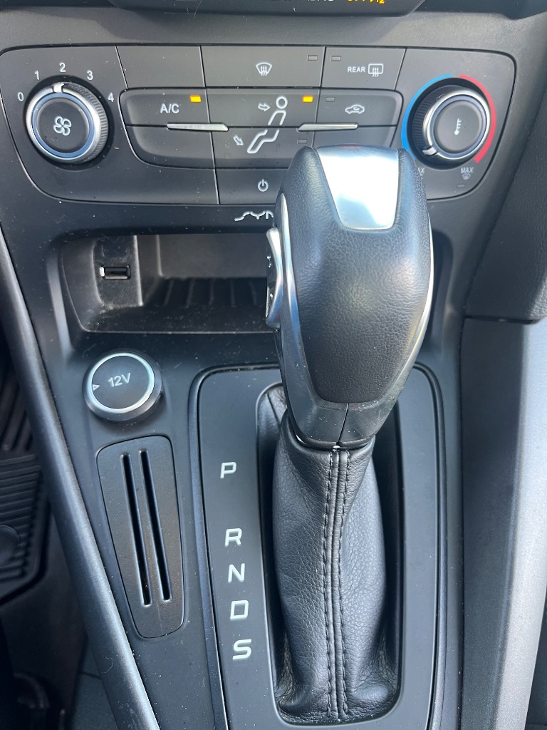 2016 Ford Focus - $17,017