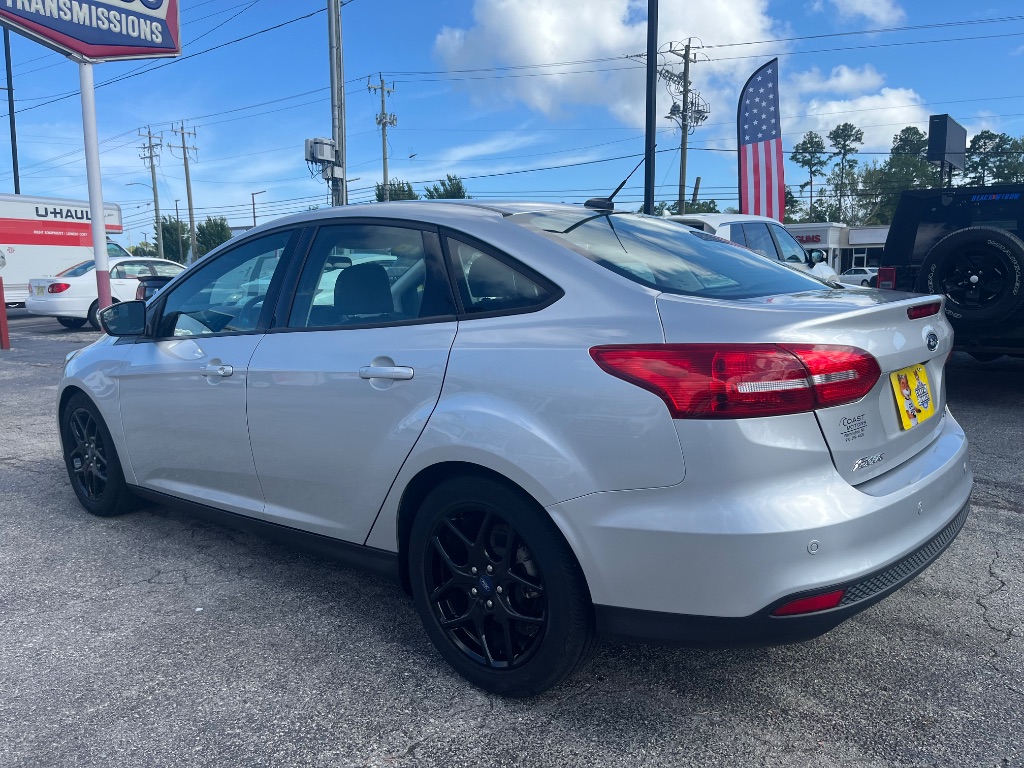 2016 Ford Focus - $17,017