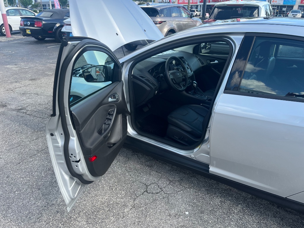 2016 Ford Focus - $17,017