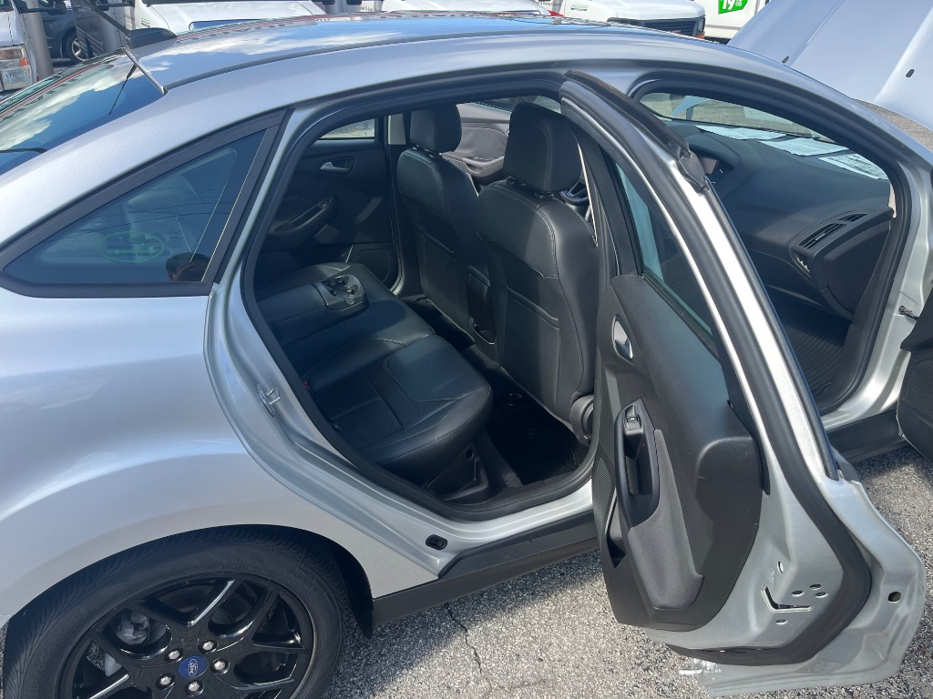 2016 Ford Focus - $17,017