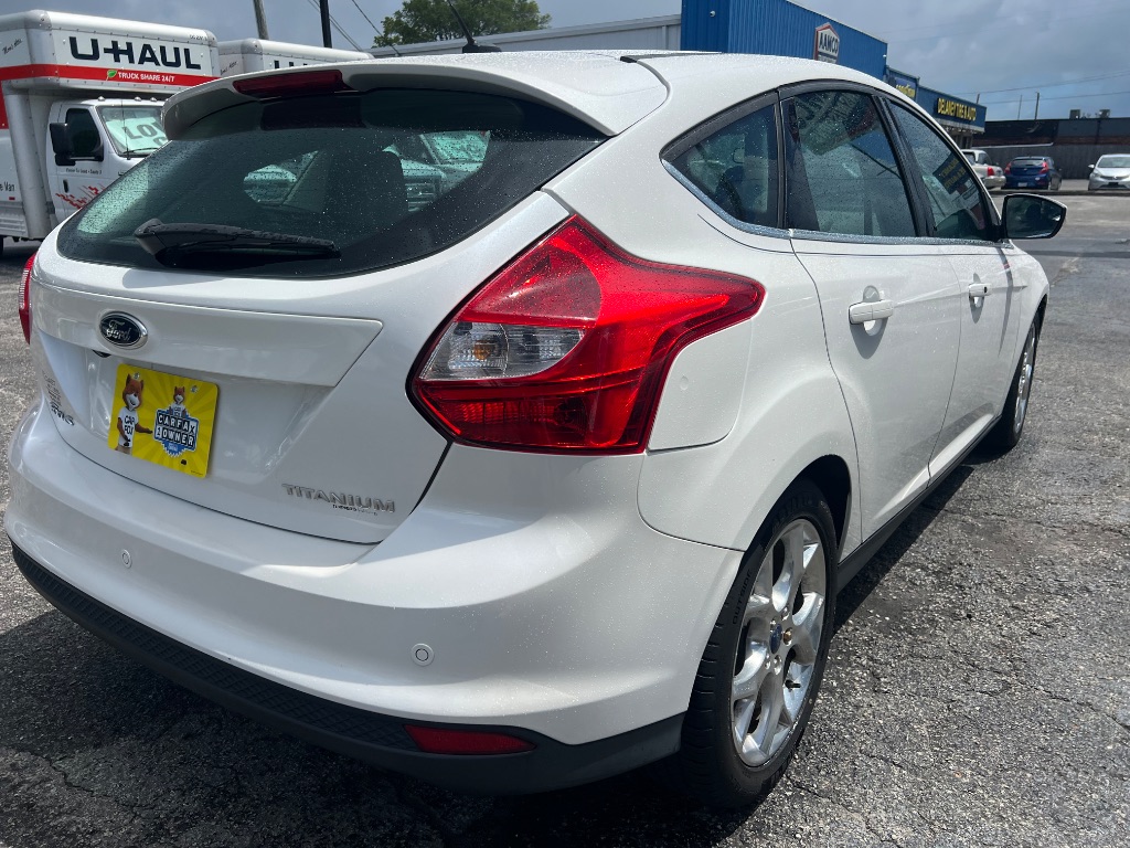 2014 Ford Focus - $14,292
