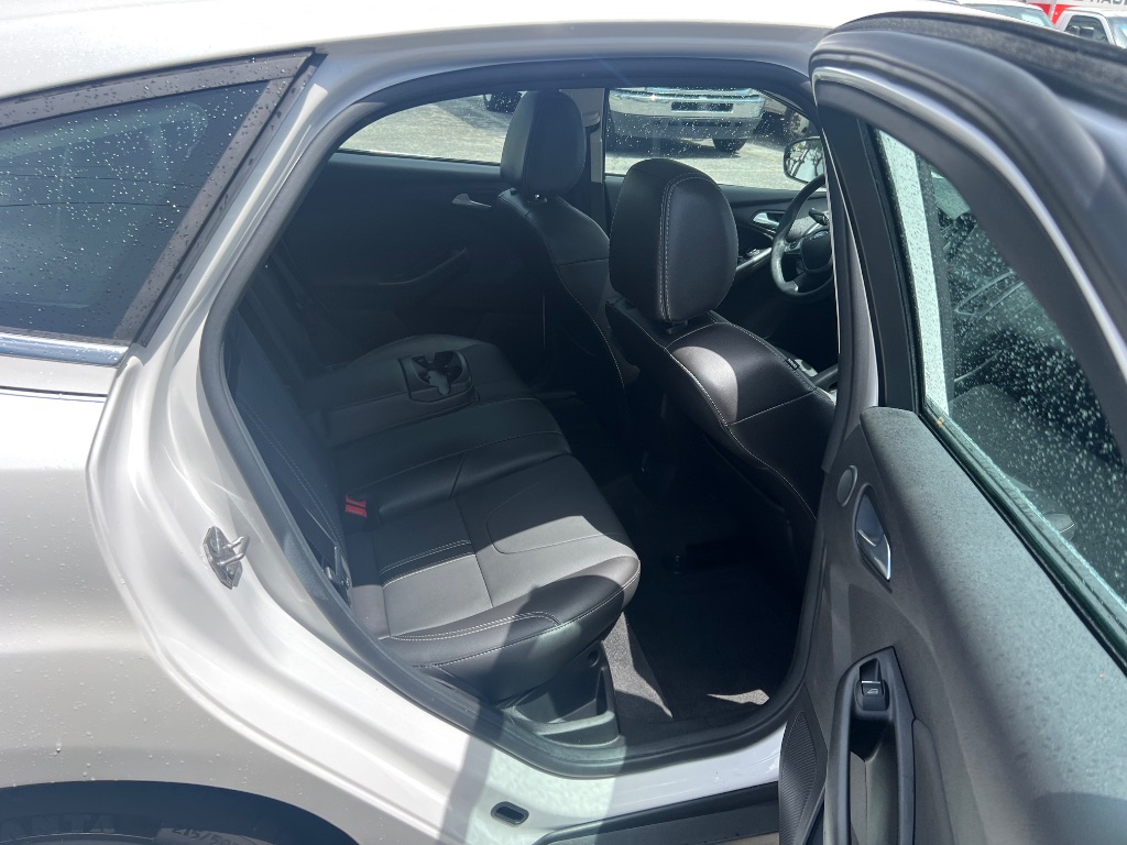 2014 Ford Focus - $14,292