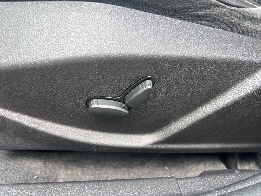 2014 Ford Focus - $14,292