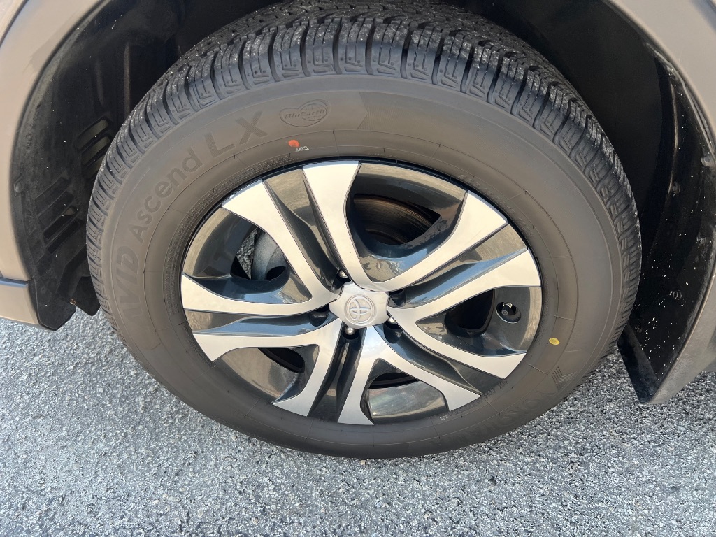 2017 Toyota RAV4 - $22,743