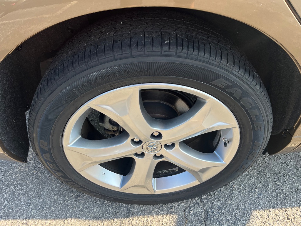 2009 Toyota Venza - $14,532