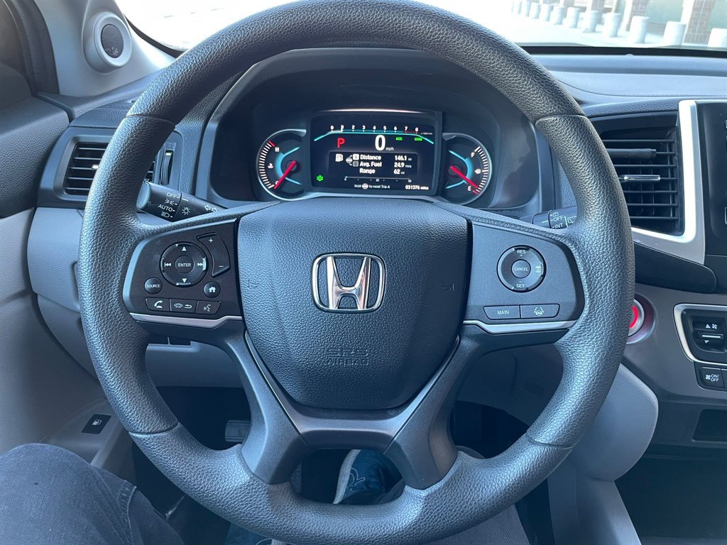 2020 Honda Pilot LX photo