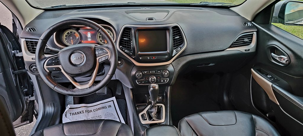 2018 Jeep Cherokee Limited photo