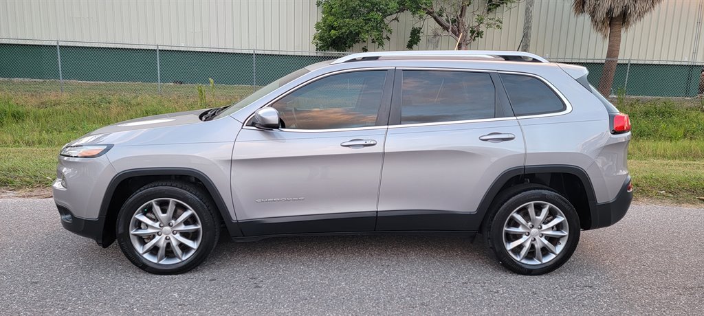 2018 Jeep Cherokee Limited photo