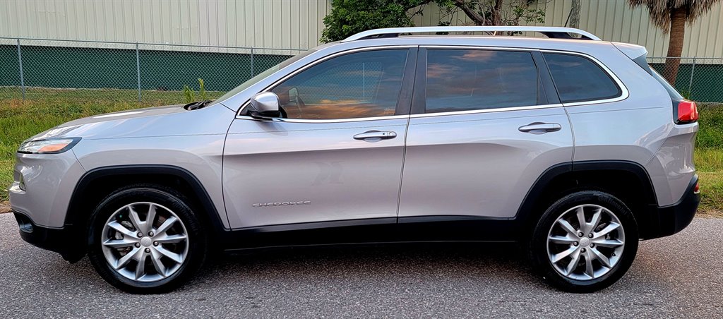 2018 Jeep Cherokee Limited photo