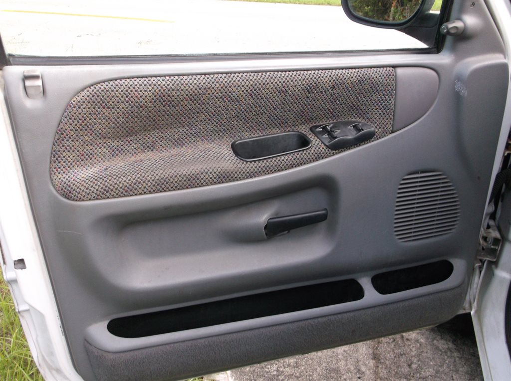1999 Dodge RSX Laramie SLT photo