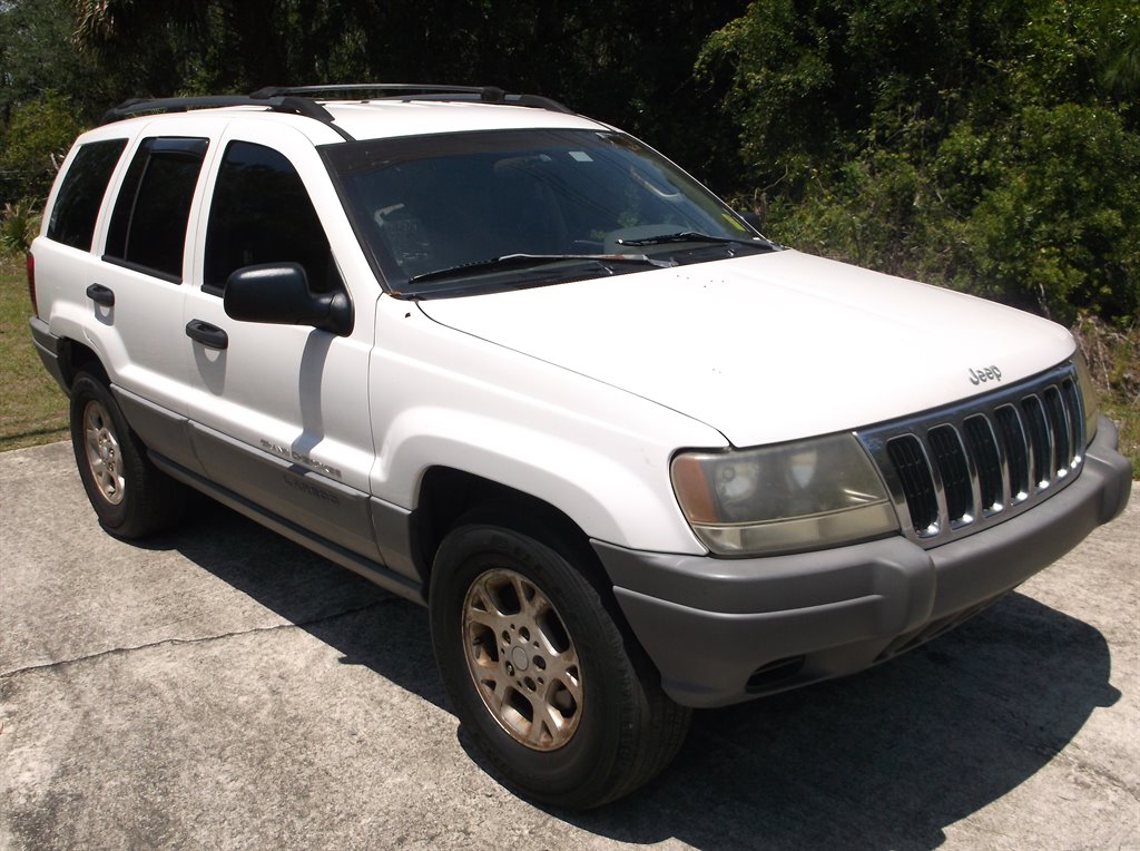 2002 Jeep Grand Cherokee Laredo photo