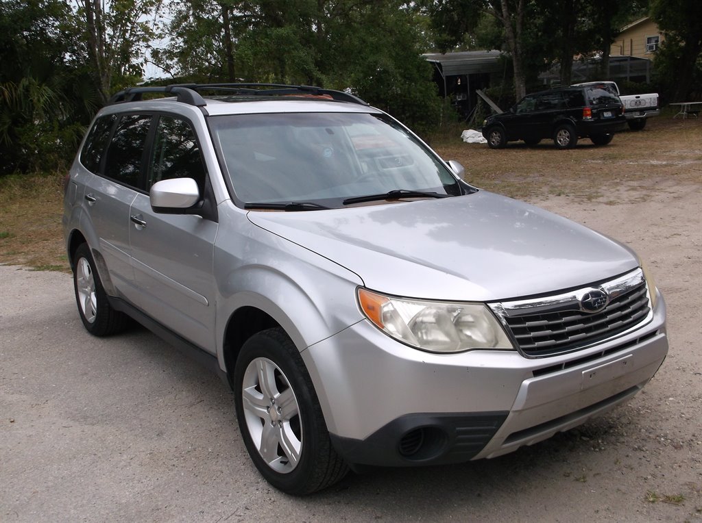 2009 Subaru Forester 2.5 X Premium photo