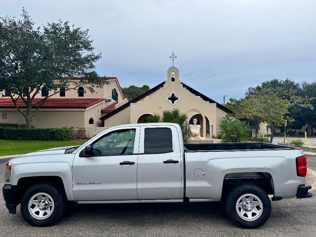 2017 Chevrolet Silverado - $9,500