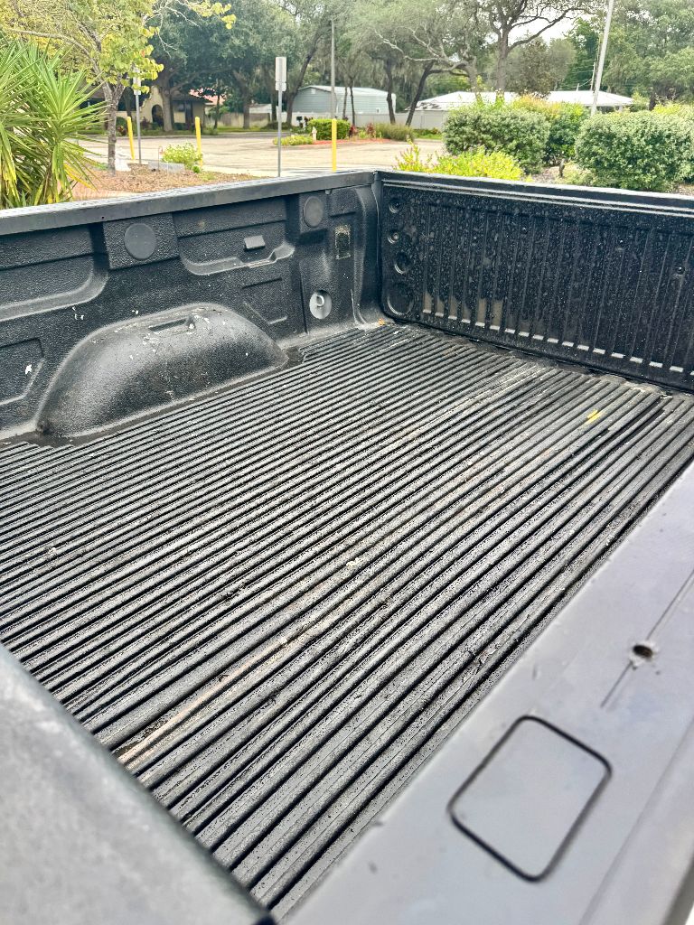 2017 Chevrolet Silverado - $9,500