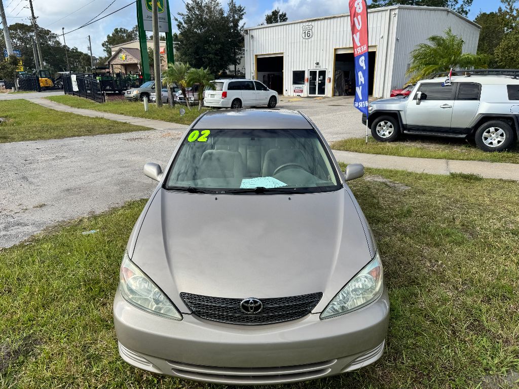 2002 Toyota Camry SE photo