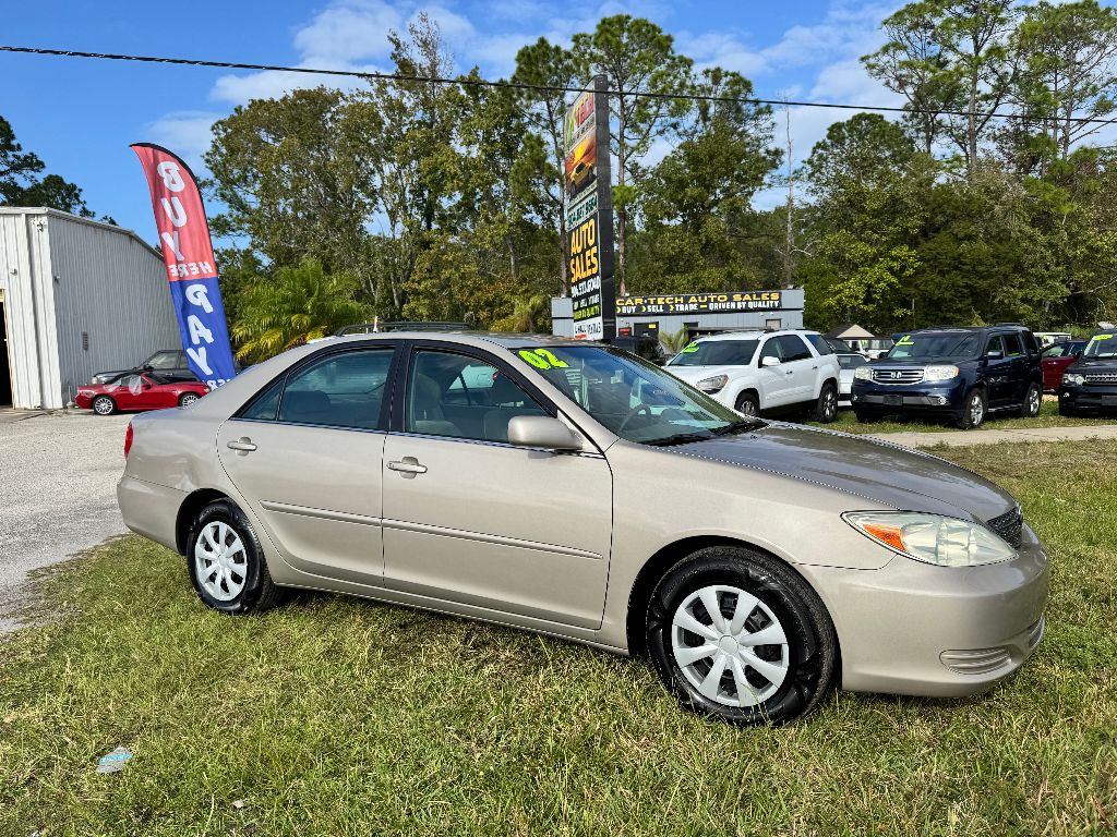 2002 Toyota Camry SE photo