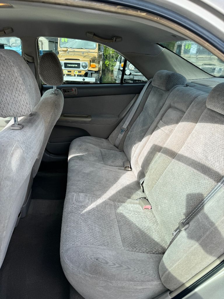 2002 Toyota Camry SE photo