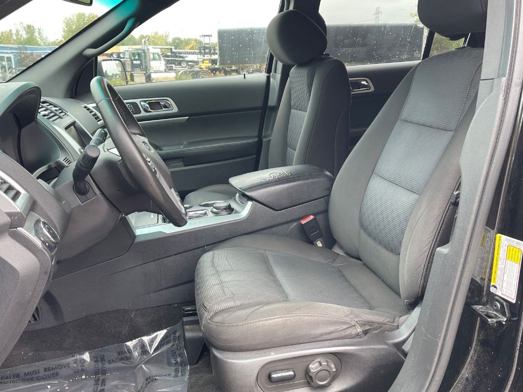 2013 Ford Explorer XLT photo