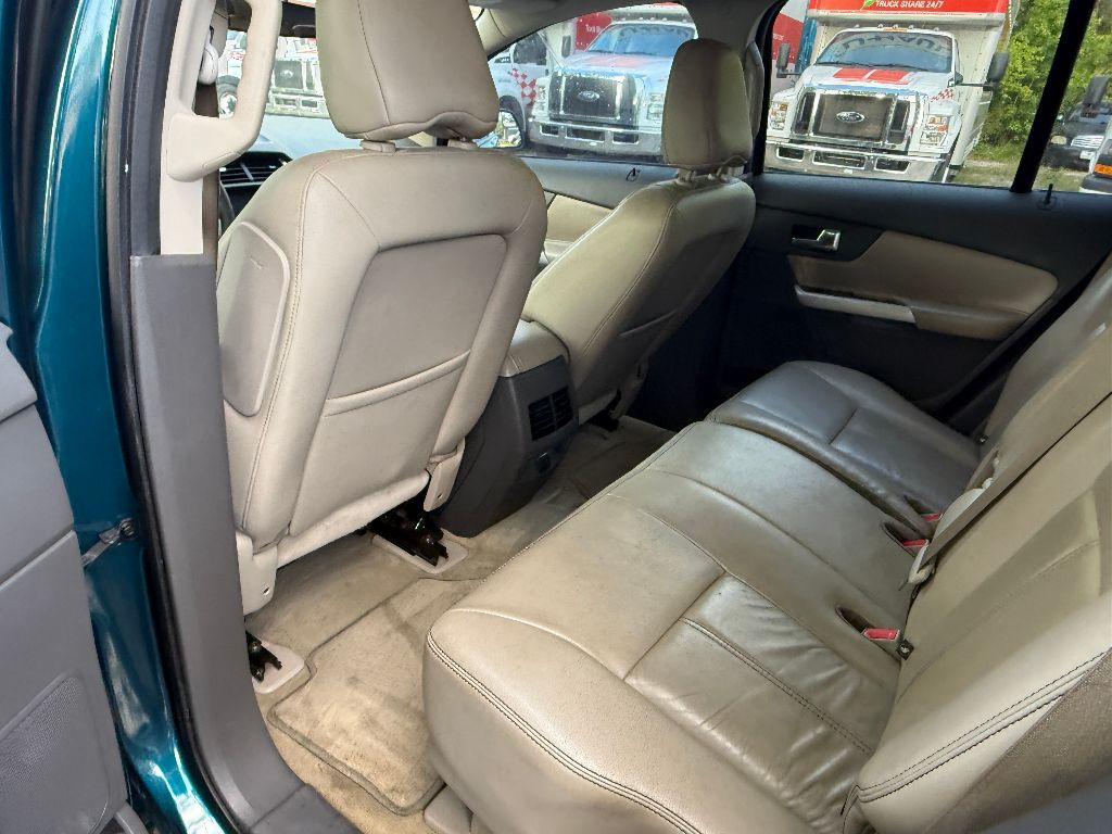 2011 Ford Edge SEL photo