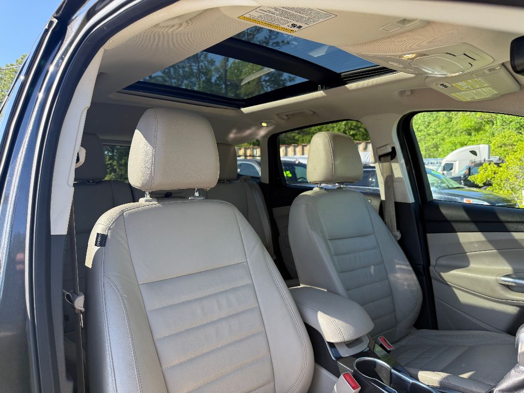 2016 Ford Escape Titanium photo