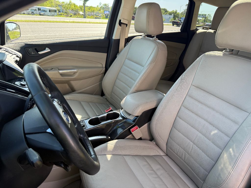 2016 Ford Escape Titanium photo