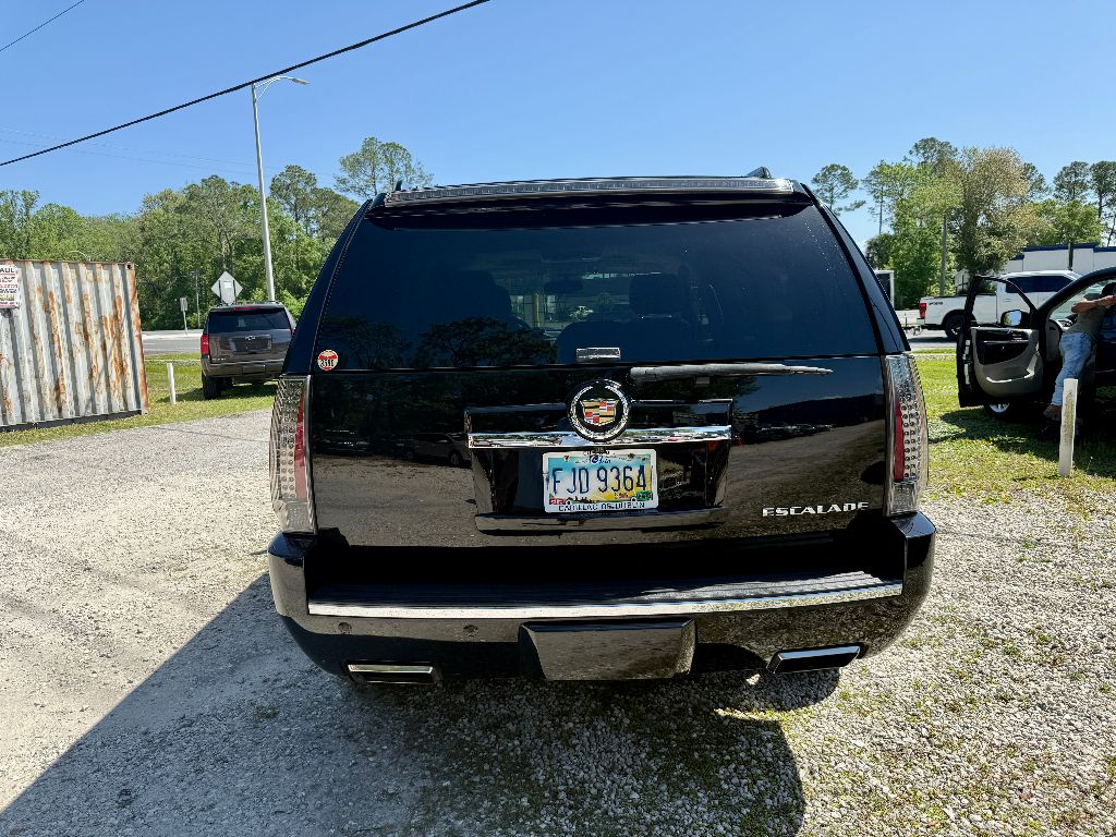 2013 Cadillac Escalade Premium photo