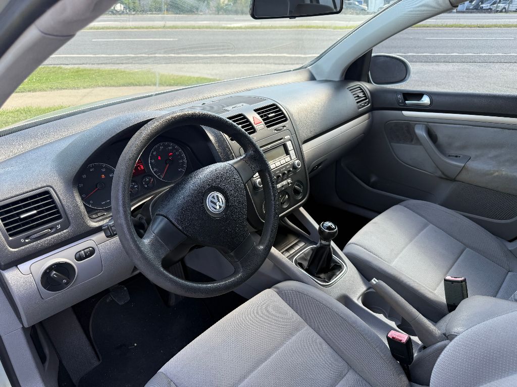 2008 Volkswagen Rabbit S photo