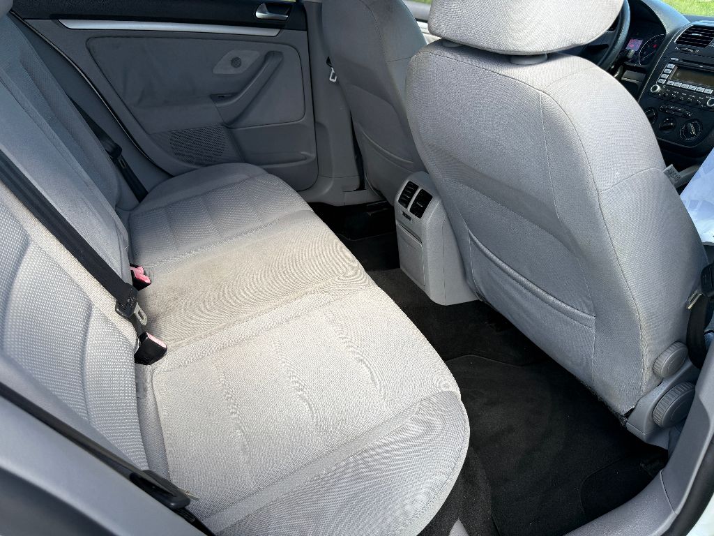 2008 Volkswagen Rabbit S photo
