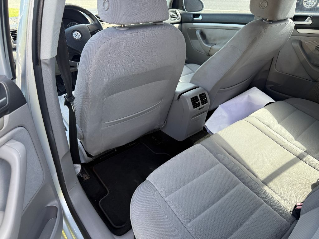 2008 Volkswagen Rabbit S photo