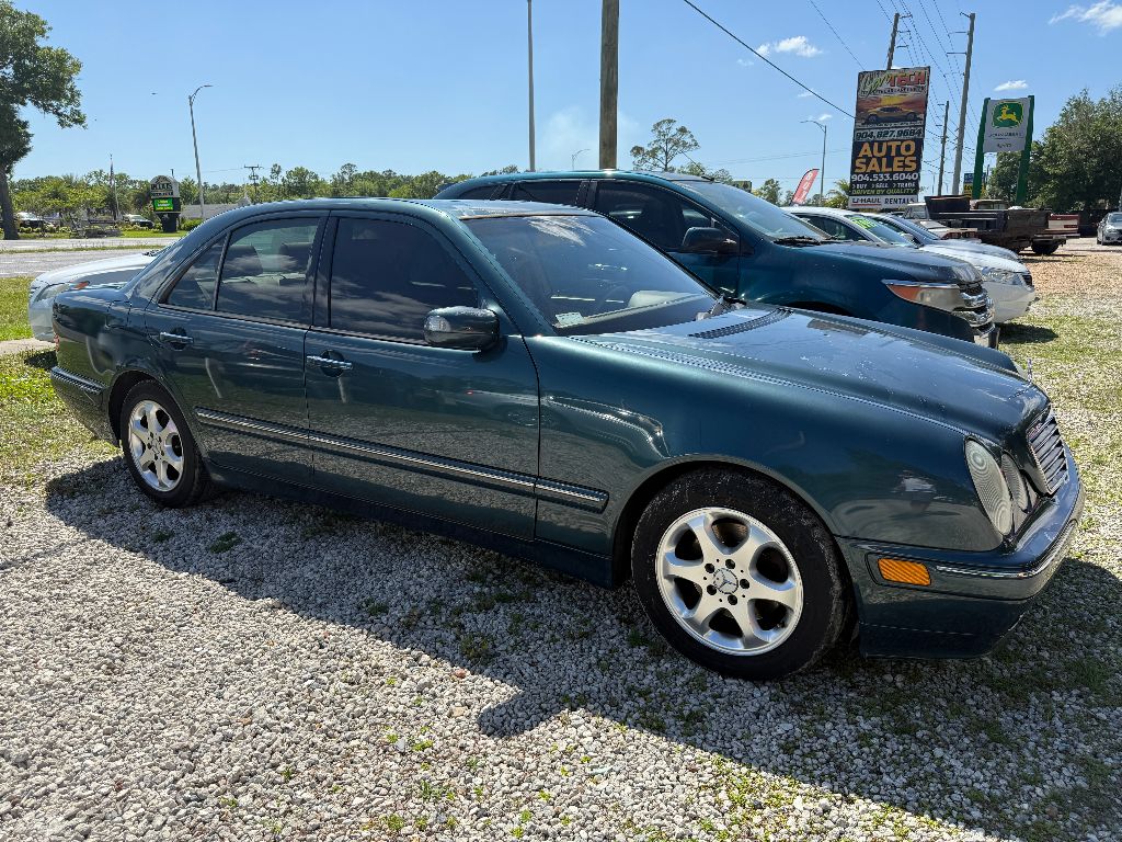 2002 Mercedes-Benz E-Class E320 photo