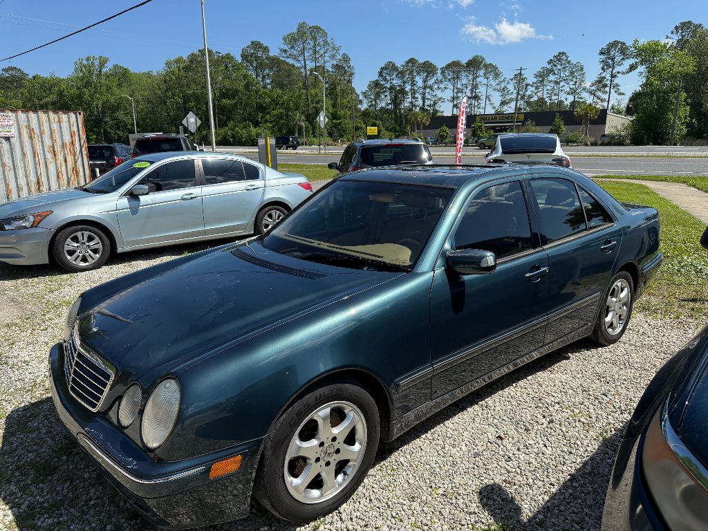 2002 Mercedes-Benz E-Class E320 photo