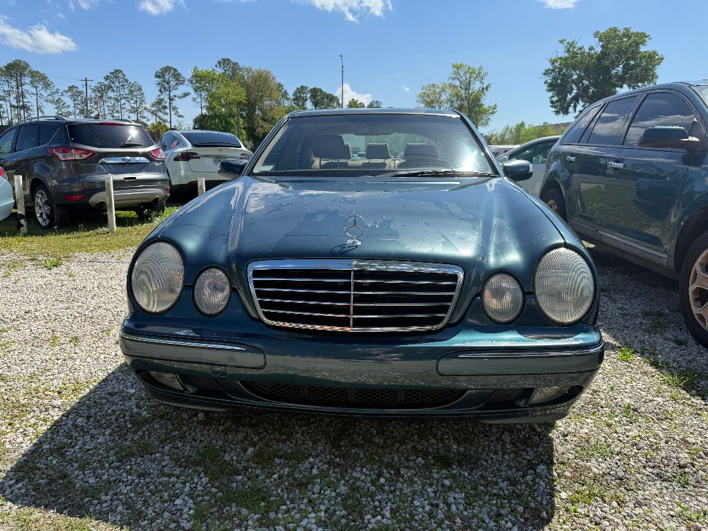 2002 Mercedes-Benz E-Class E320 photo
