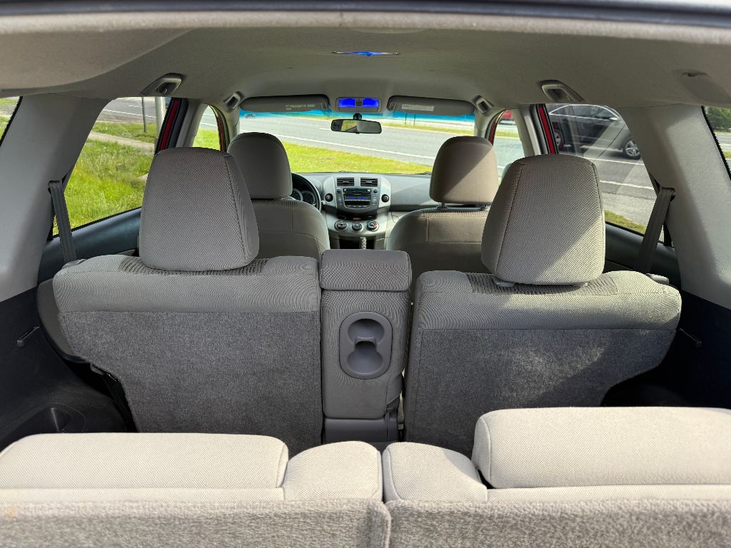 2011 Toyota RAV4 photo