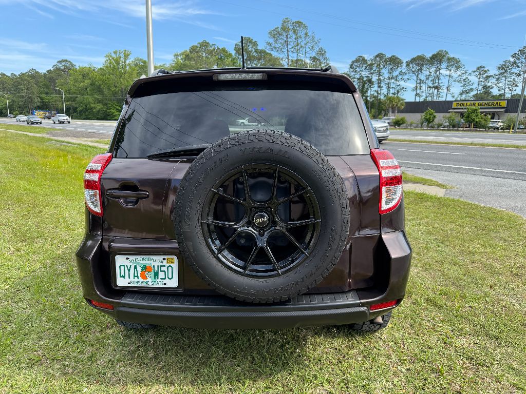 2011 Toyota RAV4 photo