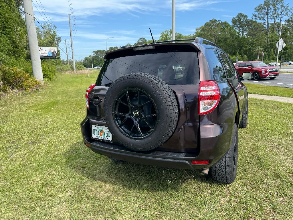 2011 Toyota RAV4 photo